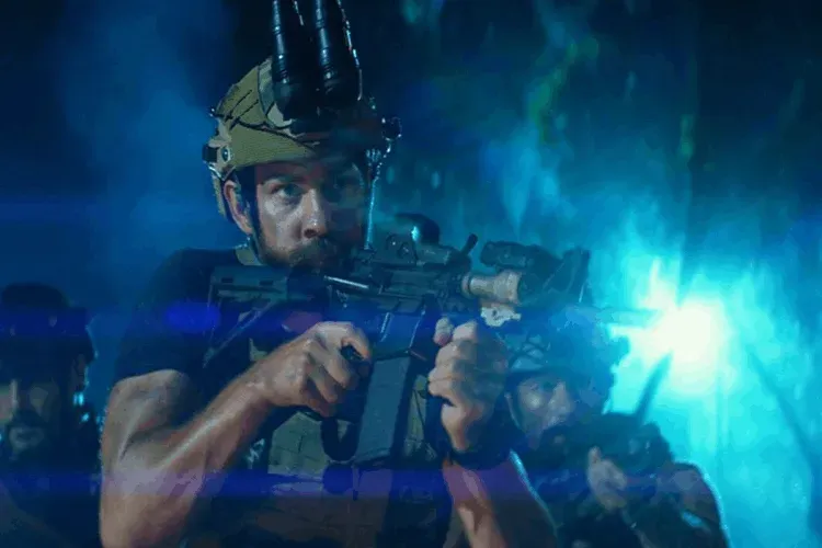 13 Hours (2016)