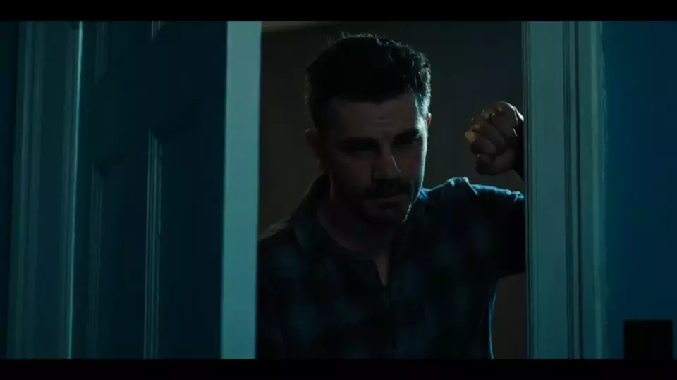 The Mayor of Kingstown Season 1 Badass Finale 6 robert sawyer