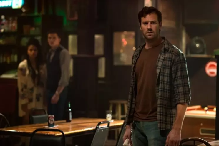 5 Suspenseful Movies on Netflix That Will Blow You Away 4 wounds