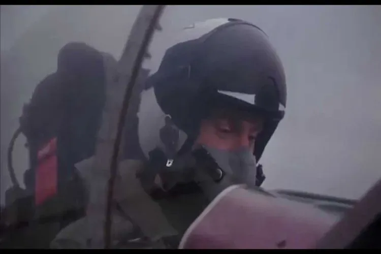 Behind Enemy Lines (2001)