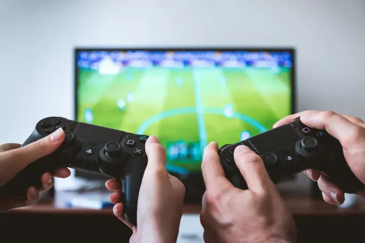 How to Become a Pro Player in eSports Football
