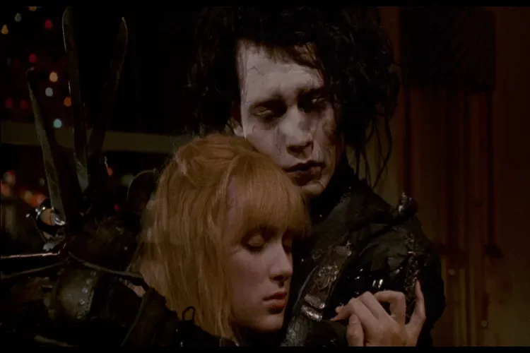 33 Of The Best Johnny Depp Movies In Order 1 edward scissorhands